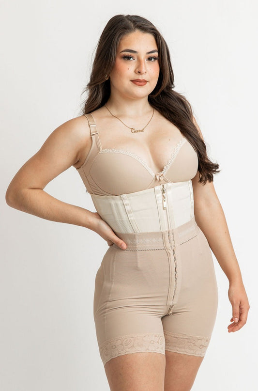 Snatched Bundle Cinturilla extrema y Anna short faja - Nude