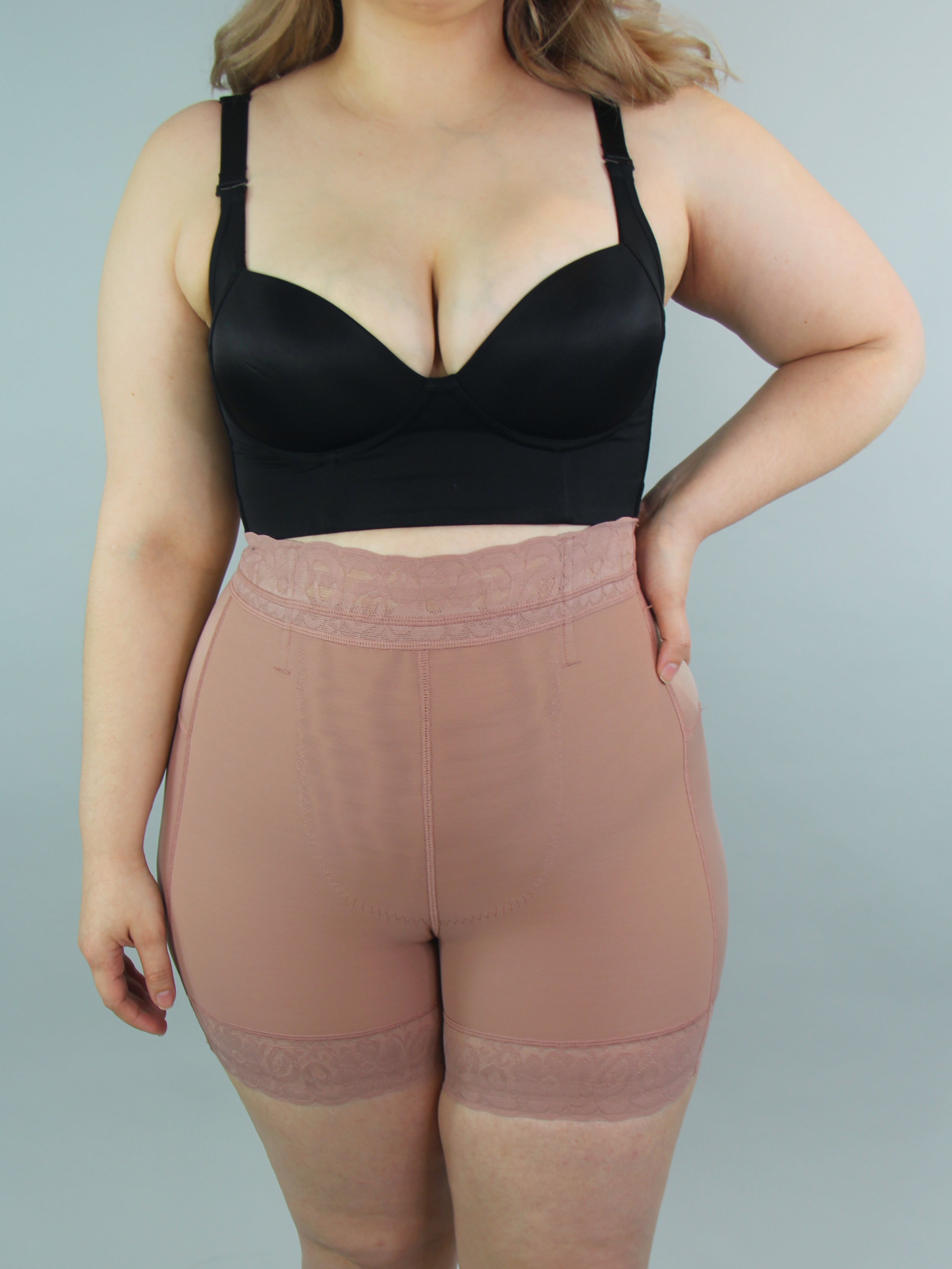 KENDRA SEAMLESS SHORT FAJA (Rose Brown)