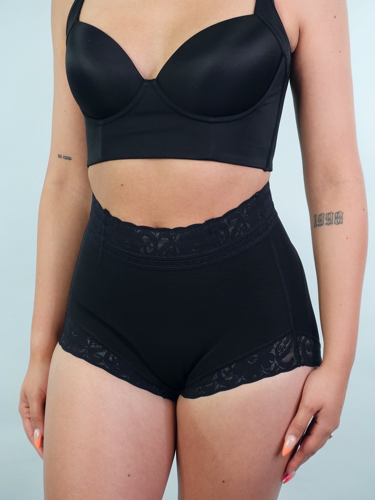 Vicky Short Faja - Black